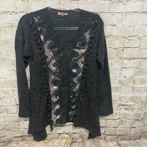 Ryu Gray Lace Tassel Patchwork V Neck Shark Hem Sweater